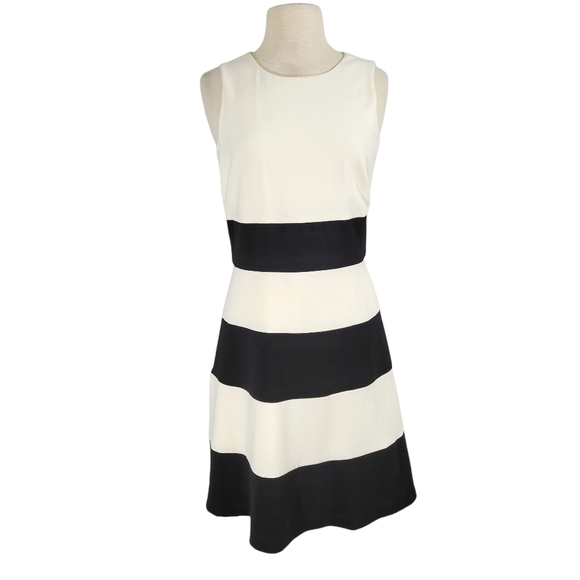 Ann Taylor Dresses & Skirts - NWT Ann Taylor Black & White Striped Fit & Flare Dress